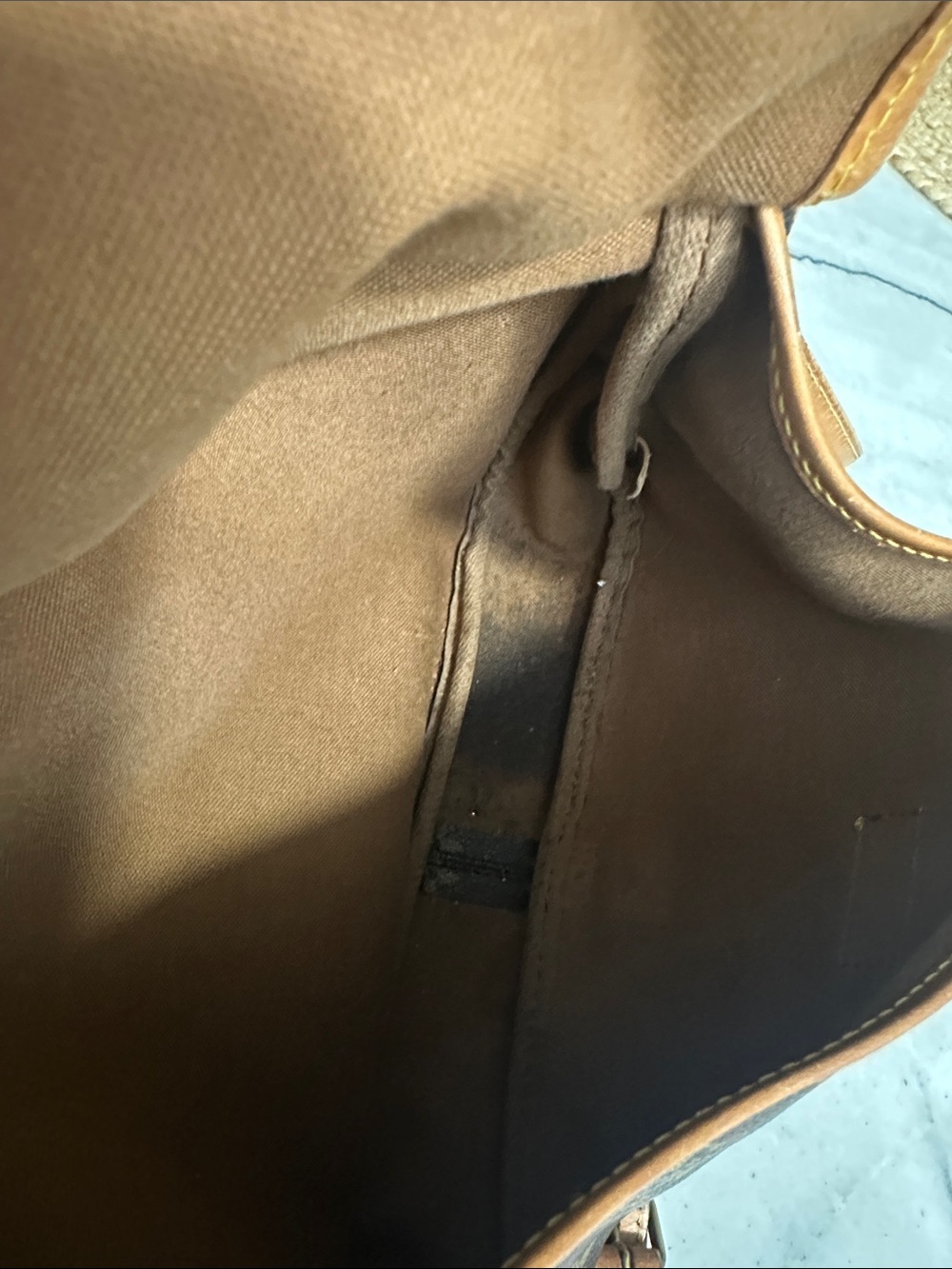 Authentic Louis Vuitton Monogram ,Saumur 30 - Picture 12 of 16